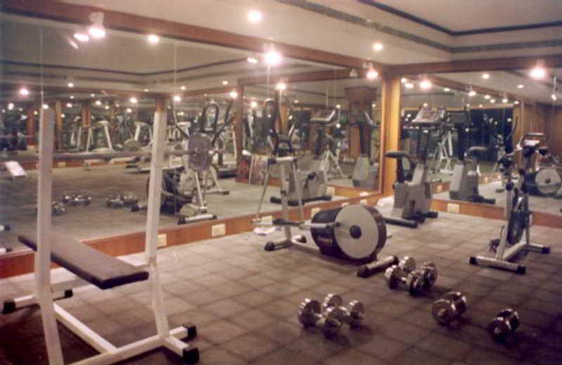 Hotel Swosti Premium Бхубанешвар Зручності фото